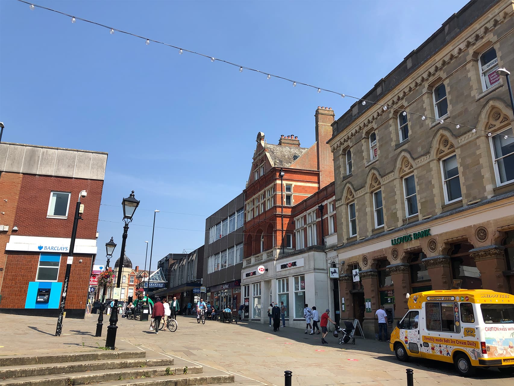 Professional, Friendly & Energetic Estate Agent